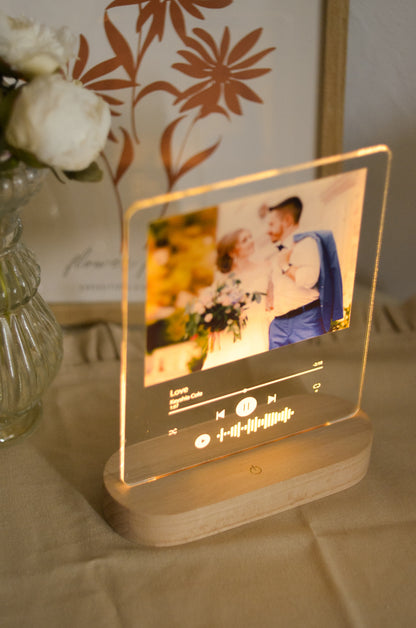 Music Night Light with Keychain